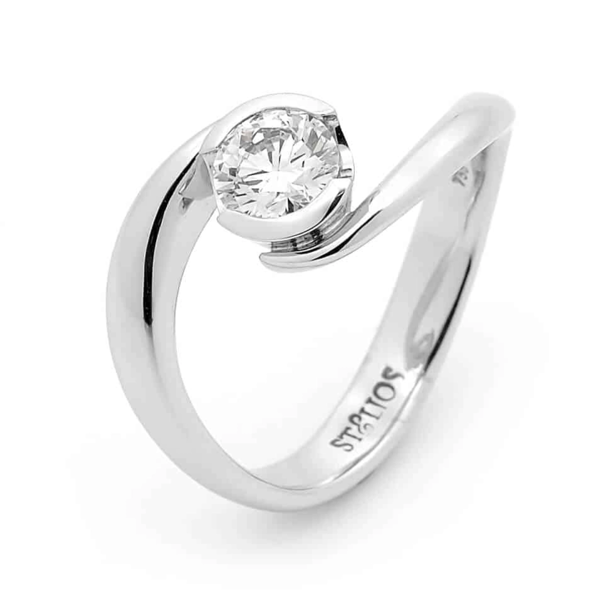 Round Brilliant Diamond Cross Over Ring