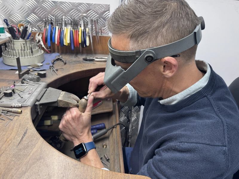 engagement-ring-production