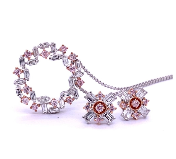 setting-in-metal-of-pink-diamonds